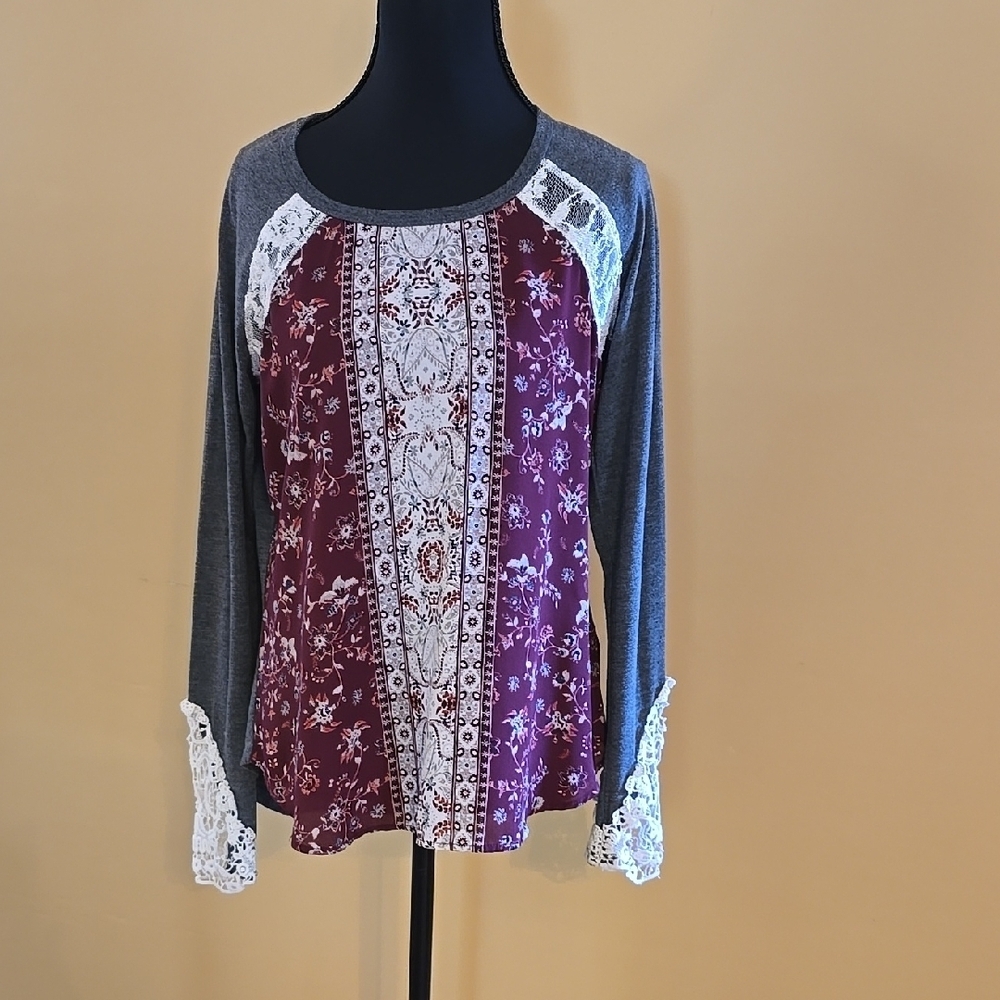 Jolt Boho Red and White Long Sleeve Blouse S